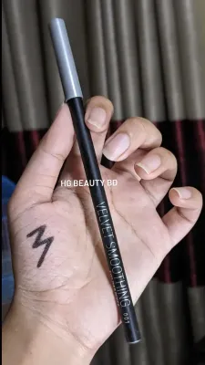 Menow Velvet Smoothing Eyeliner Pencil Kajal – Black